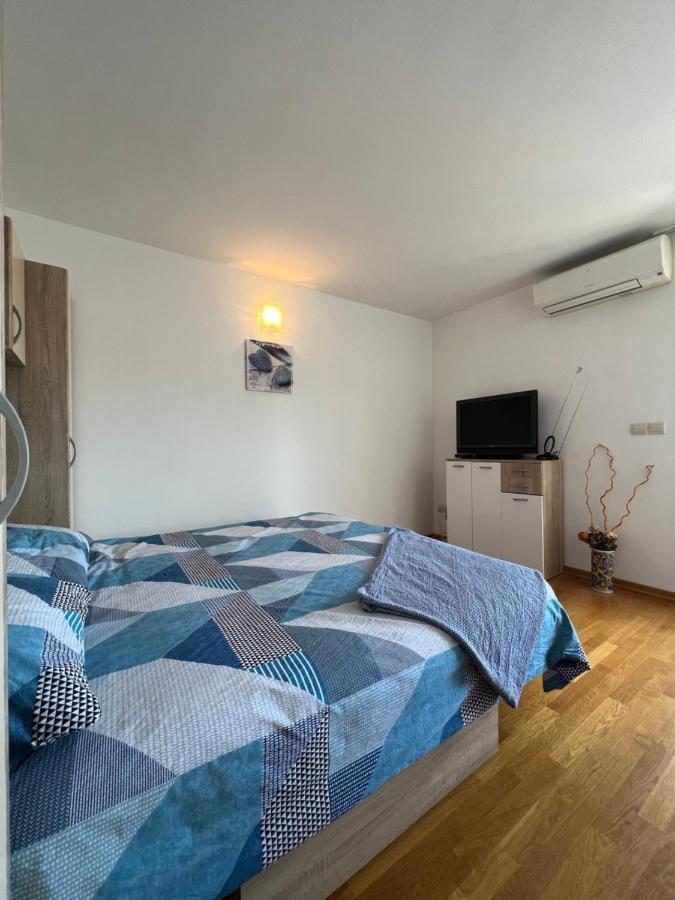 Apartman Center Omis Exterior photo